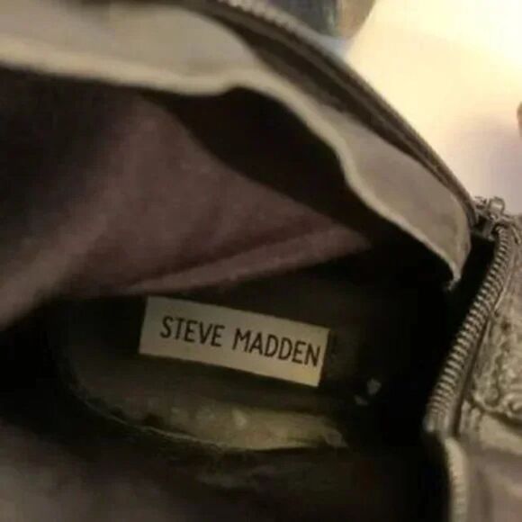 Steve Madden Black High Zipper Boots size 10M - Picture 5 of 7